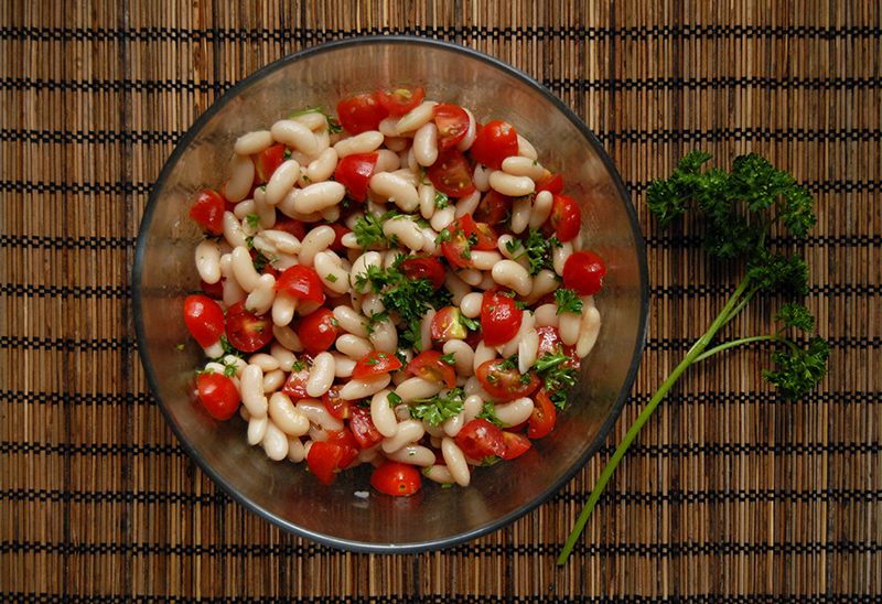 white bean & tomato salad