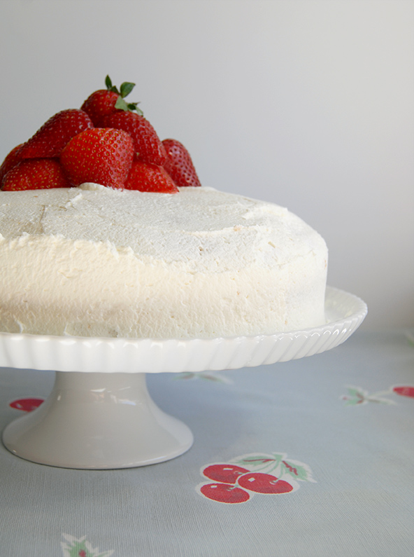 Daring Bakers Challenge: tres leches cake