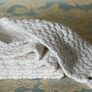 bobble stitch crochet scarf